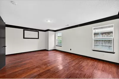 6008 McKaskle Drive, Fort Worth, TX 76119 - Photo 14
