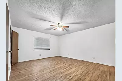 705 Priscilla, DeSoto, TX 75115 - Photo 2
