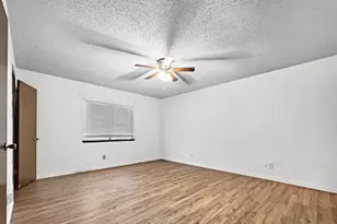 705 Priscilla, DeSoto, TX 75115 - Photo 2