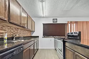 705 Priscilla, DeSoto, TX 75115 - Photo 4
