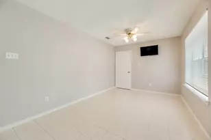 5610 Eagle Rock Rd, Arlington, TX 76017 - Photo 10