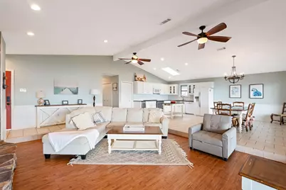 124 Harbor Drive, Gun Barrel City, TX 75156 - Photo 2