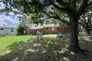 3041 Monroe St, Commerce, TX 75428 - Photo 18
