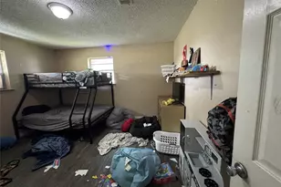 3041 Monroe St, Commerce, TX 75428 - Photo 6