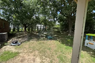 3041 Monroe St, Commerce, TX 75428 - Photo 16