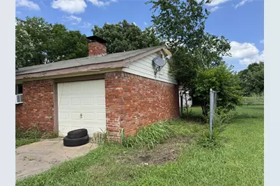 3041 Monroe Street, Commerce, TX 75428 - Photo 2