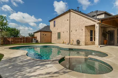 2723 Village Creek Street, Celina, TX 75078 - Photo 2