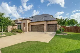 2723 Village Creek St, Celina, TX 75078 - Photo 6