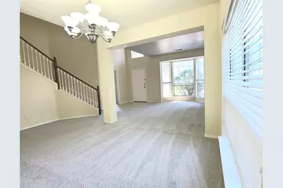 105 Dorsett Drive, Irving, TX 75063 - Photo 6