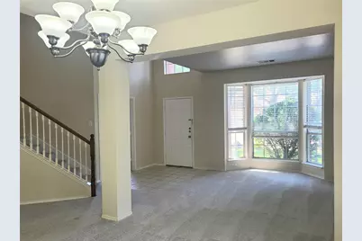 105 Dorsett Drive, Irving, TX 75063 - Photo 4