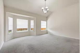 105 Dorsett Dr, Irving, TX 75063 - Photo 22