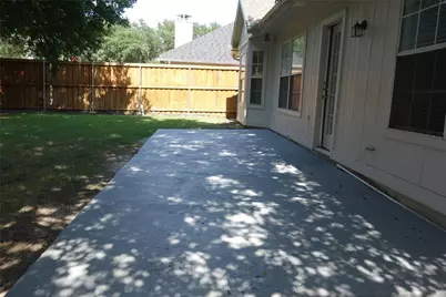 105 Dorsett Drive, Irving, TX 75063 - Photo 38