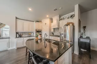 1036 Kingston Dr, Godley, TX 76044 - Photo 22