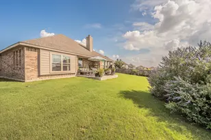 1036 Kingston Dr, Godley, TX 76044 - Photo 38