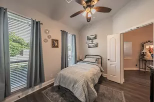 1036 Kingston Dr, Godley, TX 76044 - Photo 30