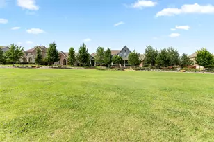 1036 Gardenia St, Carrollton, TX 75007 - Photo 18