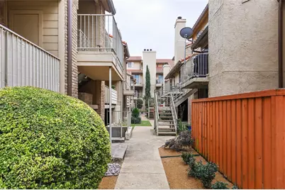 4777 Cedar Springs Road #8M, Dallas, TX 75219 - Photo 16
