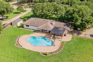 224 Bob White Trail, Burleson, TX 76028 - Photo 2