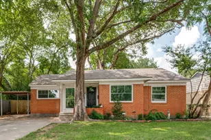 913 W Inwood Dr, Arlington, TX 76013 - Photo 2