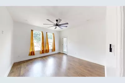 1301 Compton Street, Dallas, TX 75203 - Photo 10