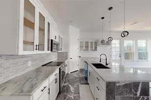 1301 Compton St, Dallas, TX 75203 - Photo 8