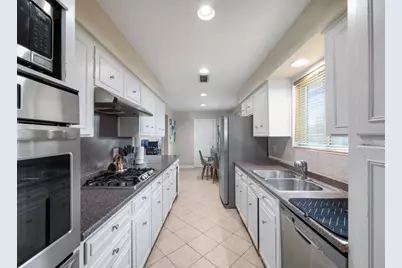 3750 Ridgeoak Way, Farmers Branch, TX 75244 - Photo 8
