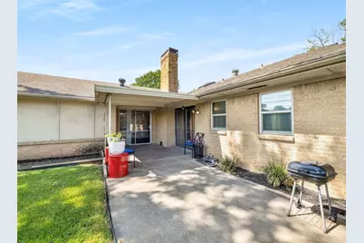 3750 Ridgeoak Way, Farmers Branch, TX 75244 - Photo 22