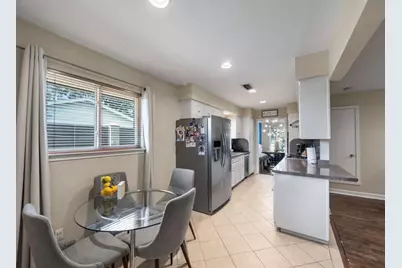 3750 Ridgeoak Way, Farmers Branch, TX 75244 - Photo 12
