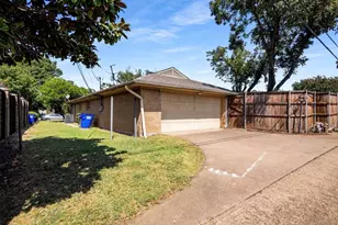 3750 Ridgeoak Way, Farmers Branch, TX 75244 - Photo 24
