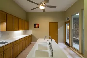 3215 San Sebastian Dr, Carrollton, TX 75006 - Photo 16