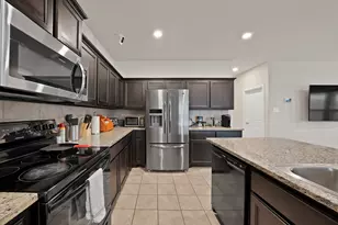228 Foxhunter St, Fort Worth, TX 76131 - Photo 6