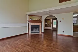 6014 Parkmeadow Dr, Arlington, TX 76018 - Photo 6
