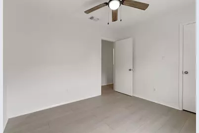 2024 Oakmeadow Street, Bedford, TX 76021 - Photo 16