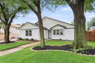 2024 Oakmeadow St, Bedford, TX 76021 - Photo 2