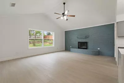 2024 Oakmeadow Street, Bedford, TX 76021 - Photo 4