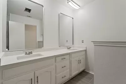 2024 Oakmeadow Street, Bedford, TX 76021 - Photo 20
