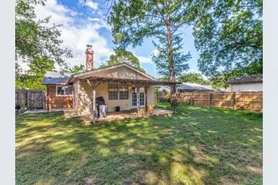 809 Meadowlark Drive, Mansfield, TX 76063 - Photo 12