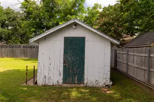 412 W Josephine St, Weatherford, TX 76086 - Photo 34