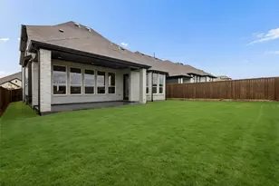 1729 Boxwood Row Dr, Aubrey, TX 76227 - Photo 36