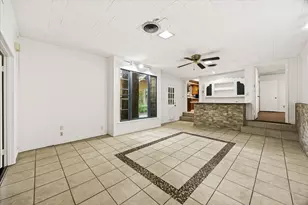110 W Crockett St, Wolfe City, TX 75496 - Photo 12