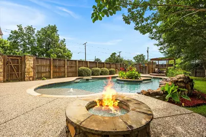 110 W Crockett Street, Wolfe City, TX 75496 - Photo 26