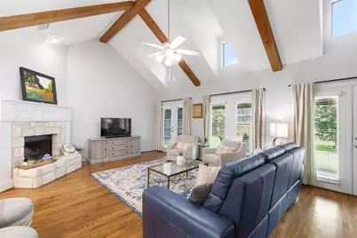 1600 Hackett Creek Drive, McKinney, TX 75072 - Photo 4