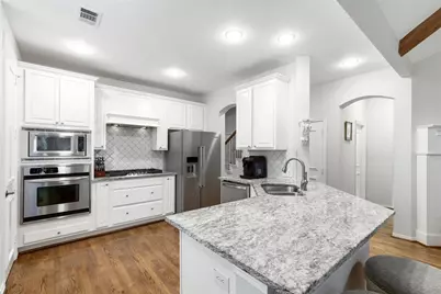 1600 Hackett Creek Drive, McKinney, TX 75072 - Photo 2