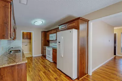 1912 N Irving Heights Drive, Irving, TX 75061 - Photo 14