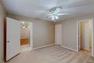 1912 N Irving Heights Dr, Irving, TX 75061 - Photo 34