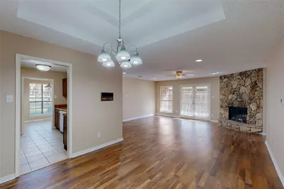 1904 N Irving Heights Drive, Irving, TX 75061 - Photo 8