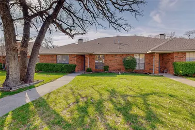1904 N Irving Heights Drive, Irving, TX 75061 - Photo 2