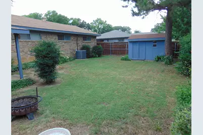 5420 Kings Manor Drive, Lake Dallas, TX 75065 - Photo 20