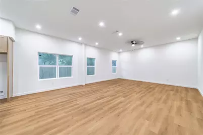 814 Lambert Street, Dallas, TX 75203 - Photo 8