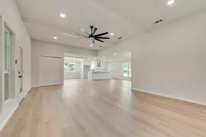 2701 Lawndale Drive, Plano, TX 75023 - Photo 12